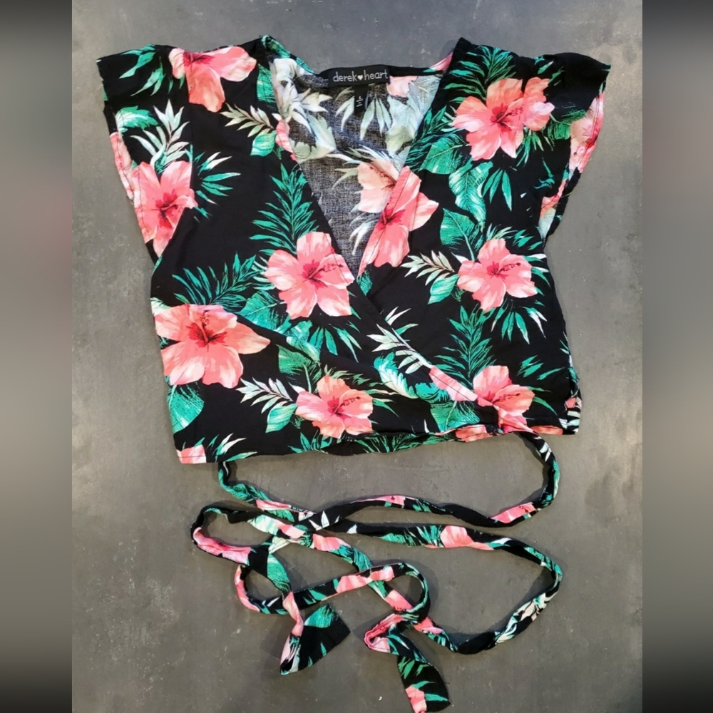 Derek Heart Hibiscus Hawaiian tie coverup wrap top, juniors, L